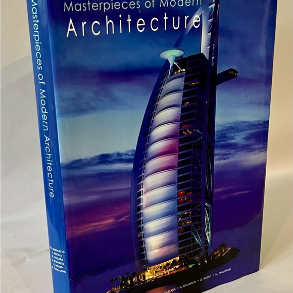 Masterpieces of Modern Architecture coffee table size hardcover book - Picture 2 of 5